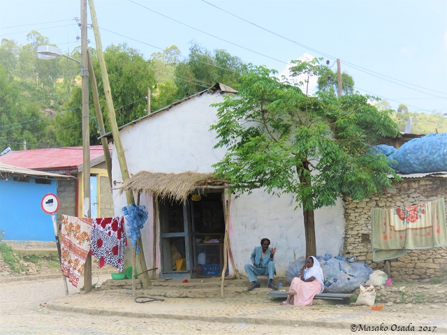 Husband and wife in discussion