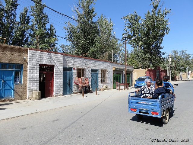Taxi. Turpan, Xinjiang, September 2018