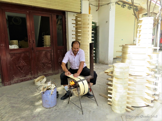 Bent-woodware craftsman, Old Town, Kashgar, Xinjiang, September 2018