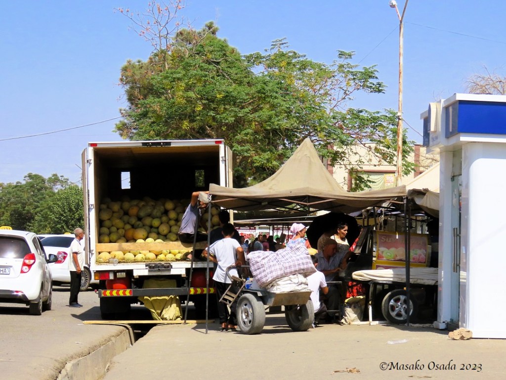 Market. On the way from Karatepa to Kirk Kiz fortress