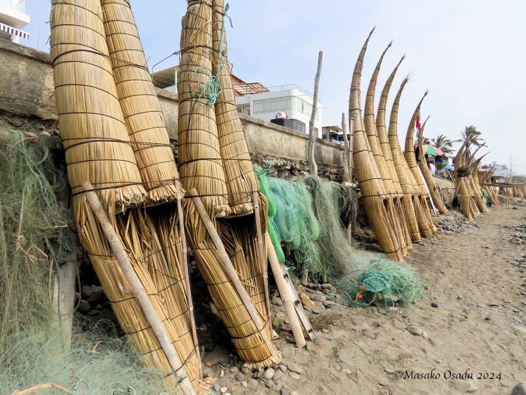 Caballitos de totora. Huanchaco