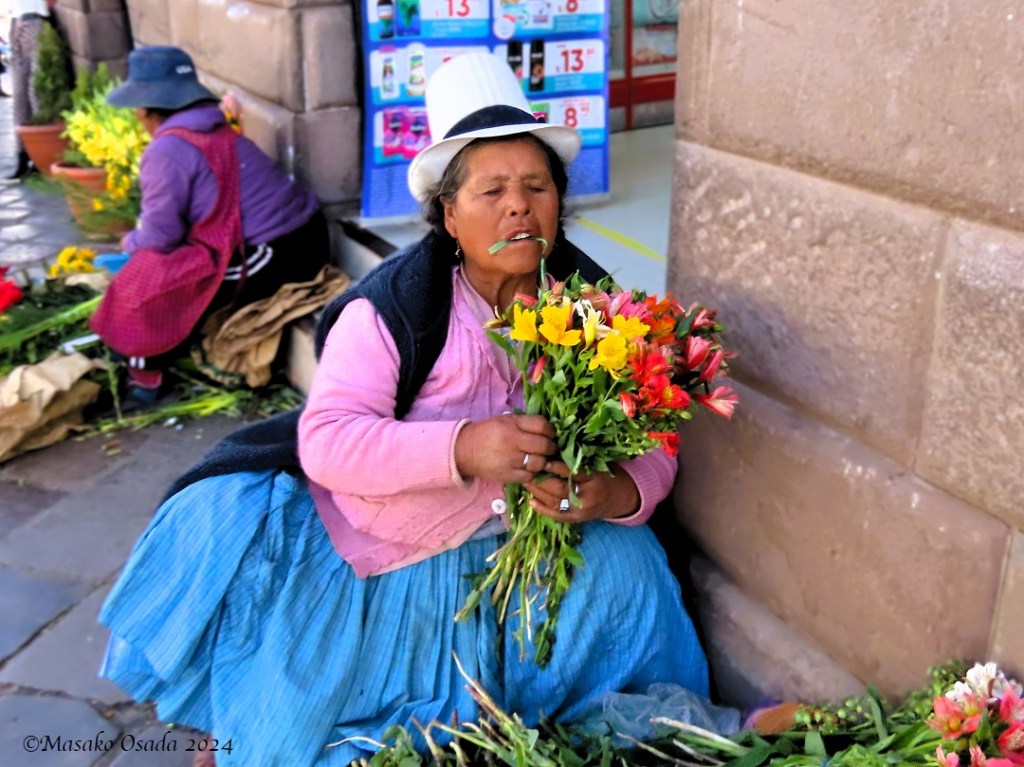 Flower seller. Cusco